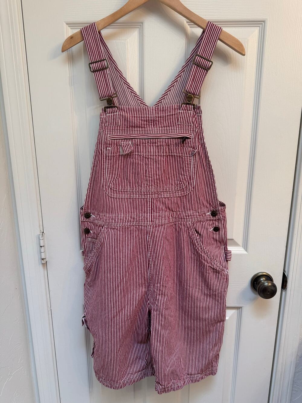 Duluth Trading Co. Gardening Overall Shorts Red Railroad Stripe Size Medium